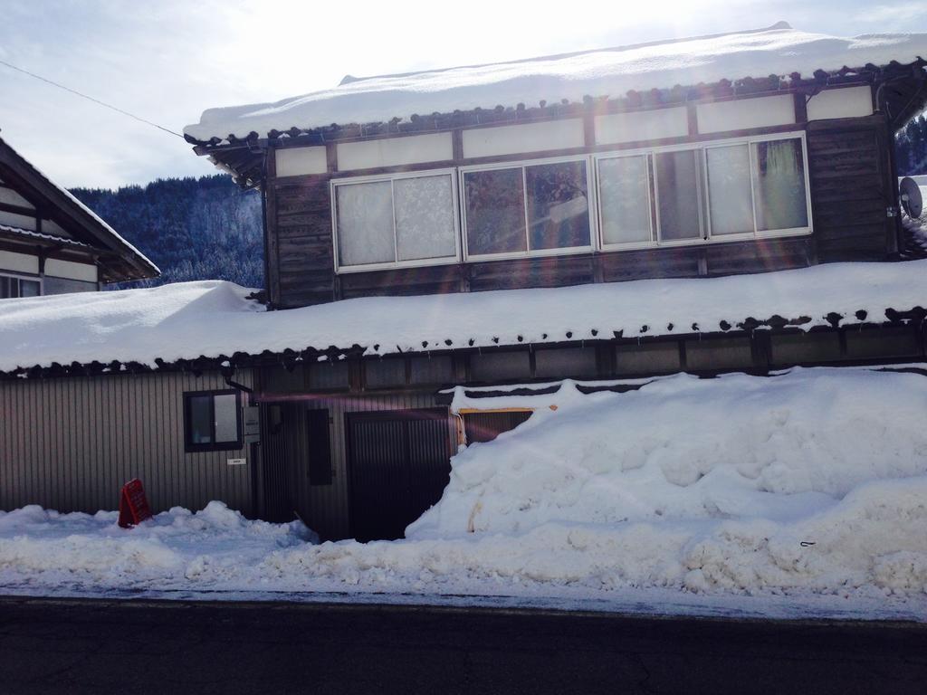 Guest House Yamashita-Ya Nanto Exteriör bild