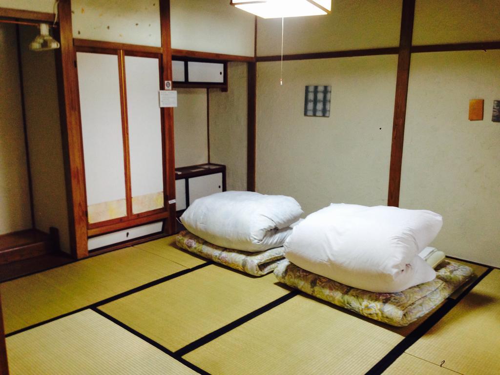 Guest House Yamashita-Ya Nanto Exteriör bild